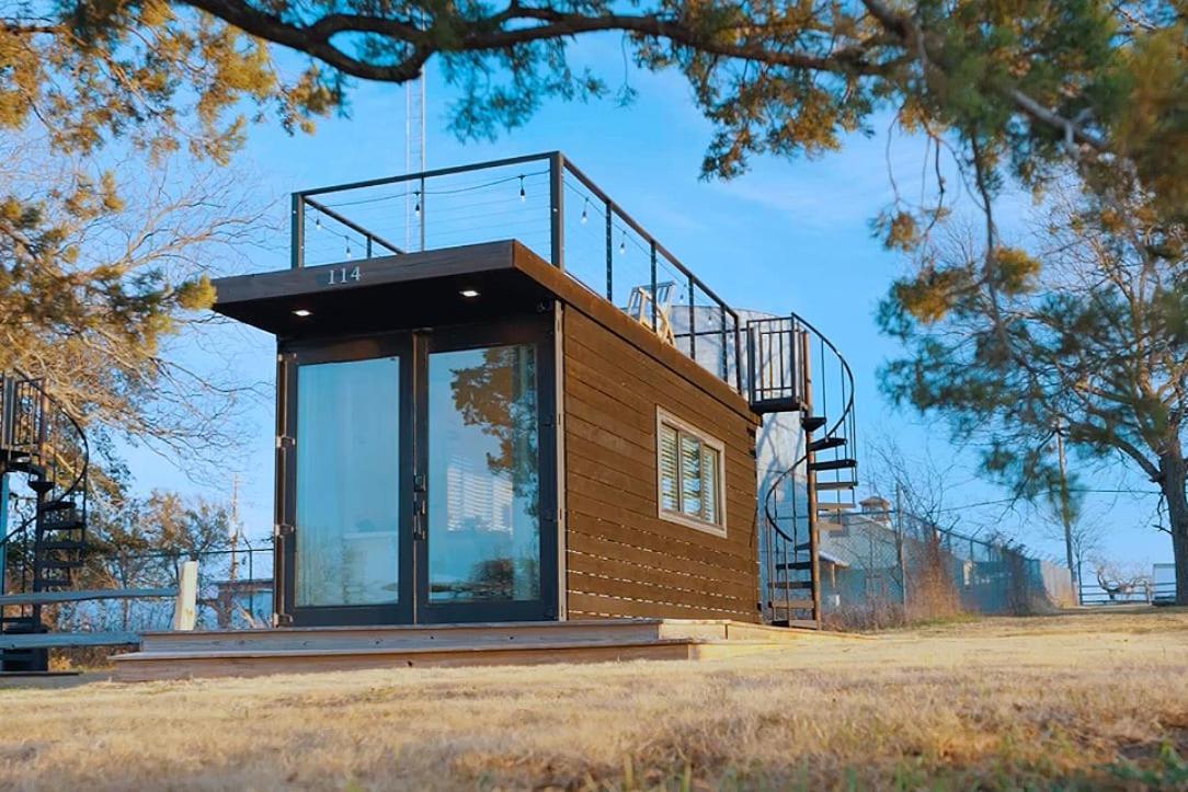 The Bluebonnet-Tiny Container Home Country Setting 12 Min To Downtown Bellmead Exterior foto